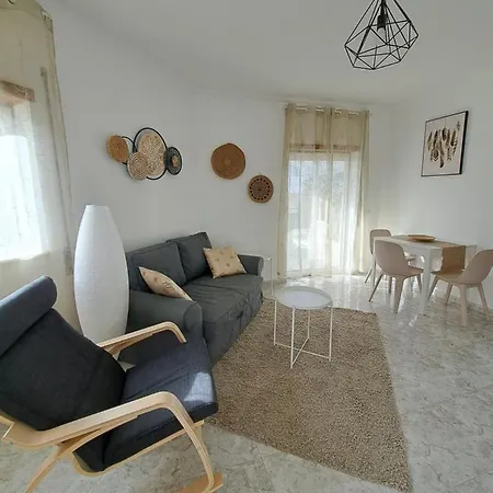 Roja Sol Apartment *